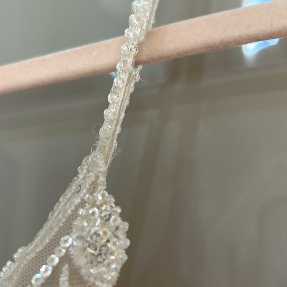 Badgley Mischka Elyse Wedding Dress - Picture 5 of 14